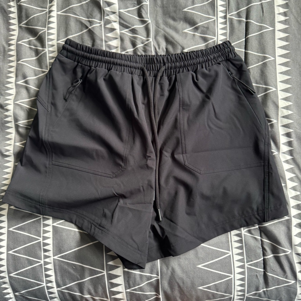 HALARA Women's Black Athletic Shorts